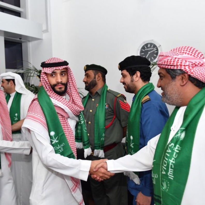 الأخضر الأول