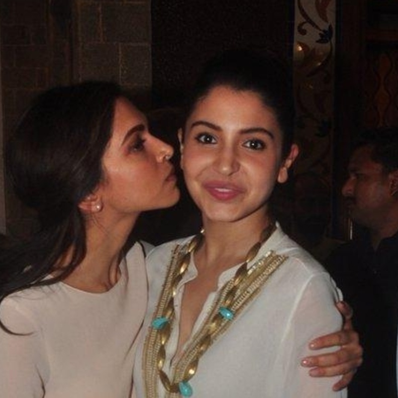  أنوشكا شارما تنضم لمتابعين صفحة ديبيكا بادوكون على إنستغرام