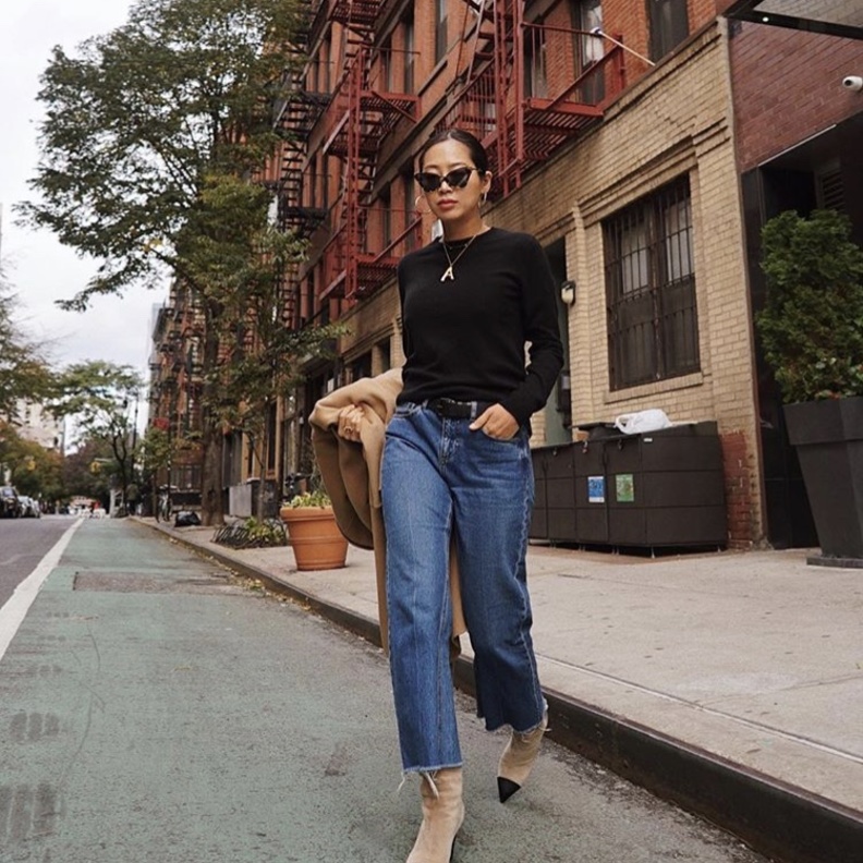 بنطلون جينز واسع بقصة مستقيمة