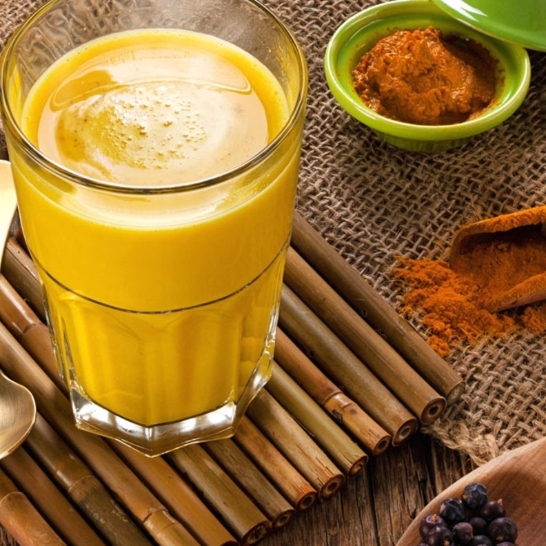 استفيدي عزيزتي من مكونات أخرى مع الحليب والكركم لتخسيس الوزن