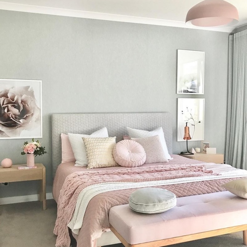 ديكورات غرف نوم صغيرة