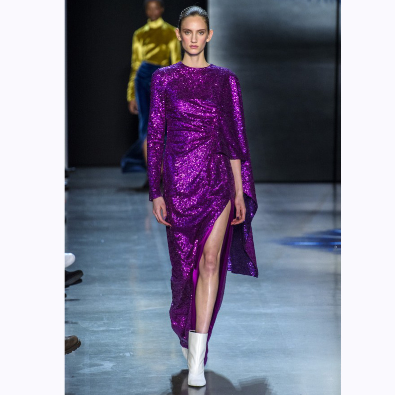 موديلات فساتين سواريه لسهرات راس السنة 2019‏ من Altuzarra