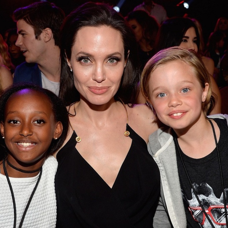 أنجلينا جولي وأطفالها