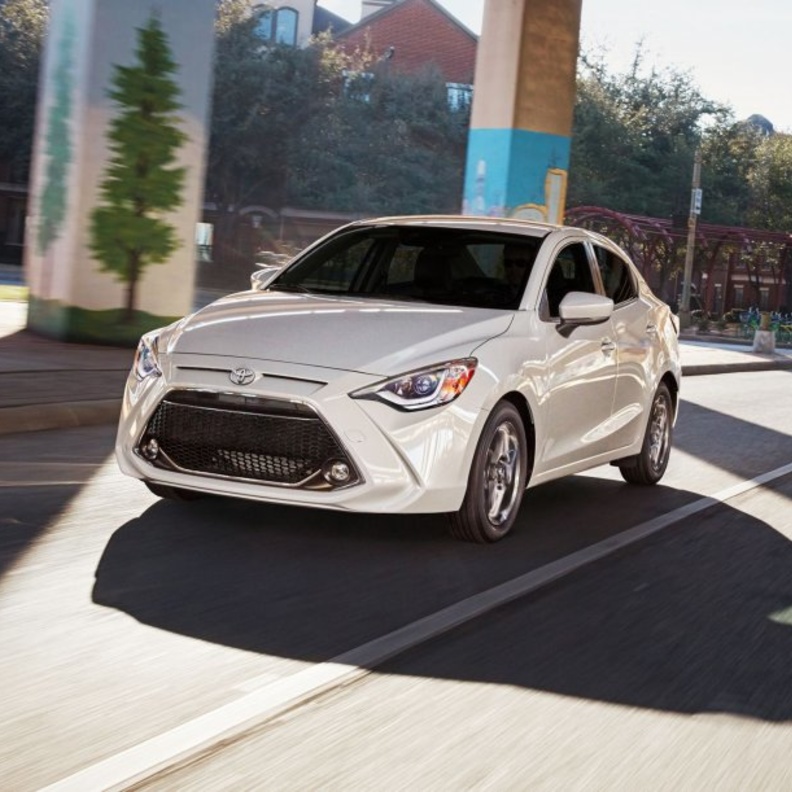 مواصفات تويوتا يارس 2019