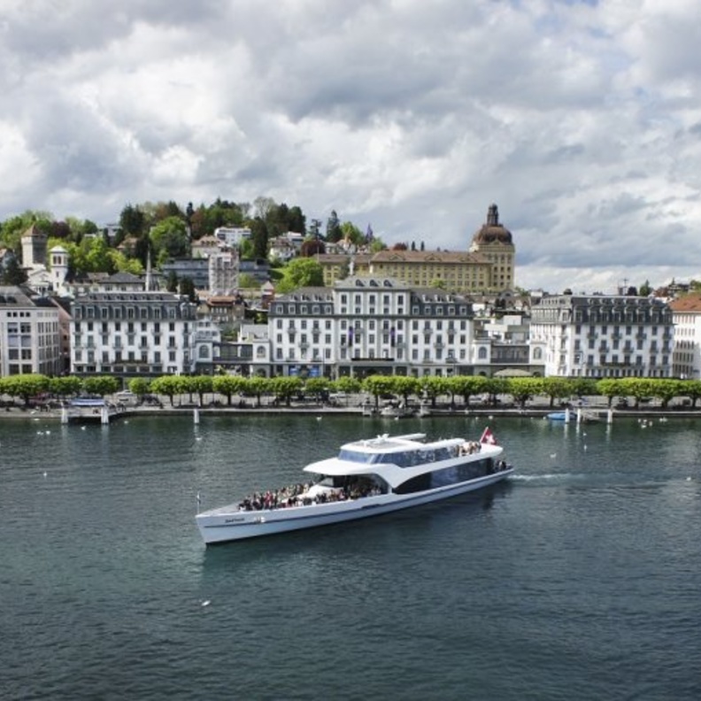 عطلة عائلية مميزة على الأراضي السويسرية