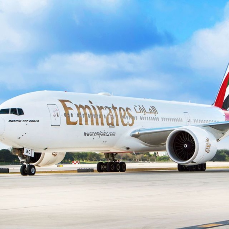 طيران الإمارات