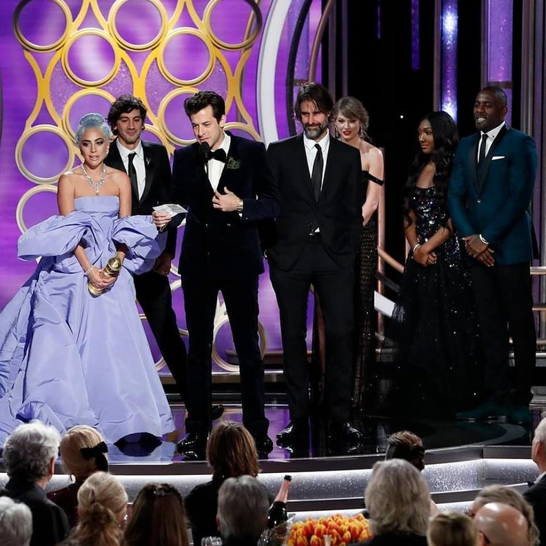 ليدي جاجا في غولدن فلوب 2019 