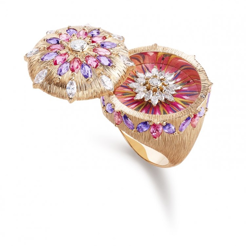 خاتم من أليسيو بوسكي Alessio Boschi