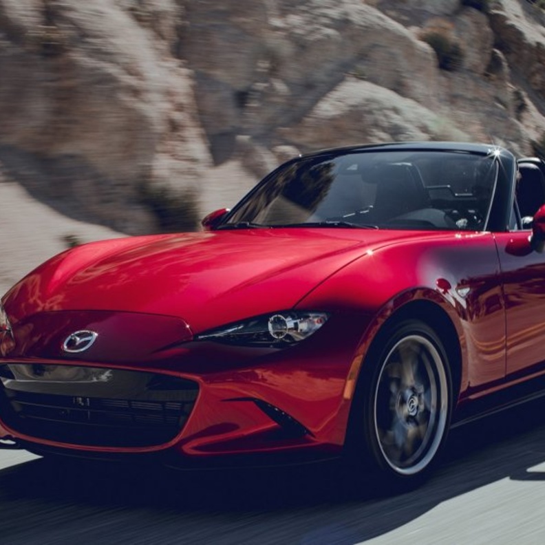 كماليات وإضافات تقنية في مازدا MX-5 2019