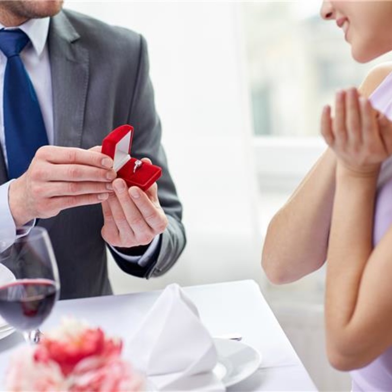 أخطاء يجب أن تتجنبها المرأة أثناء فترة الخطوبة