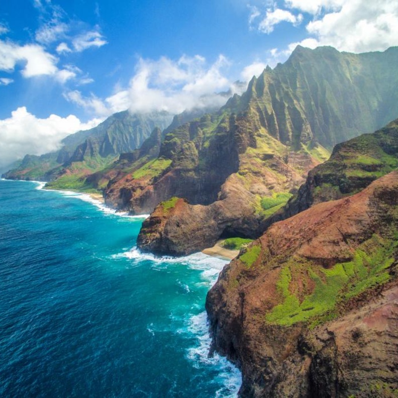 تستقبل هاواي سنويا 8 ملايين سائح