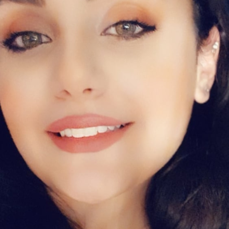 ابنة هيفاء وهبي تنشر صورتها بدون مكياج