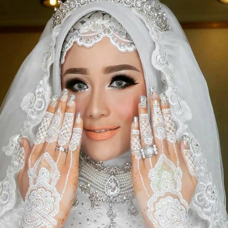 رسومات ناعمة ليد العروس