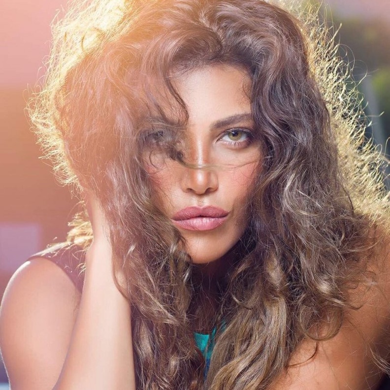 من الأجمل بينهما ..ياسمين عبد العزيز ام ريهام حجاج؟