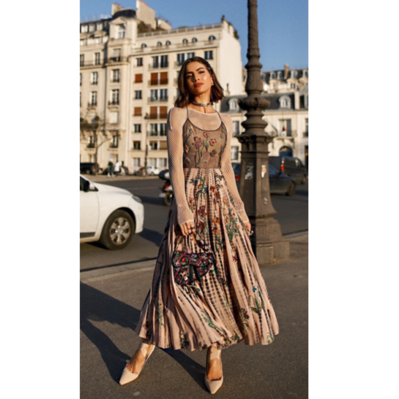 ‏ أوليفيا باليرمو ‏Olivia Palermo‏‎ ‎تألقت بموضة الكارو خلال عرض ‏Schiaparelli