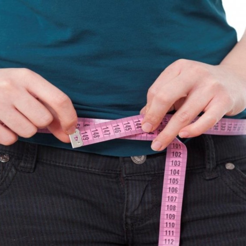  أسباب تراكم الدهون في منطقة البطن وطرق العلاج