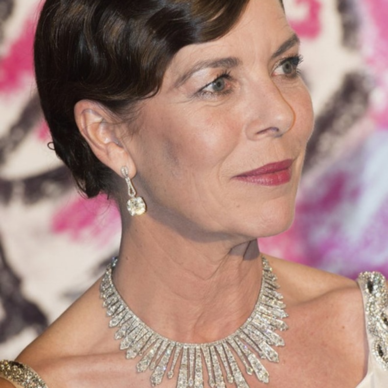 الأميرة كارولين ترتدي عقد Princess Grace’s Diamond Festoon Necklace