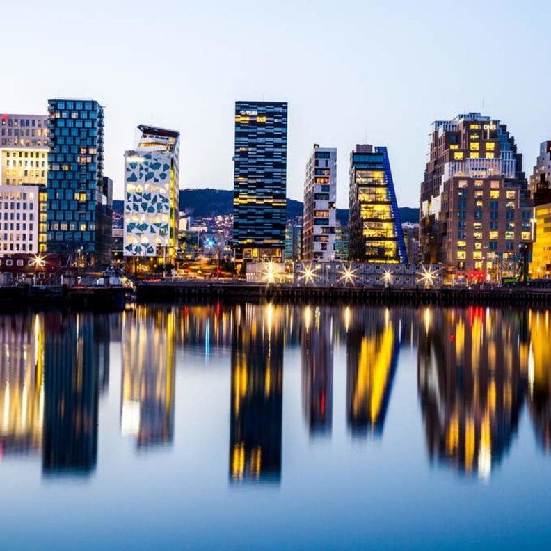 من مرفأ اوسلو