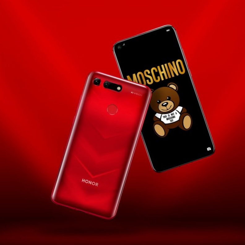 "هونر فيو20" باللون الأحمر 
