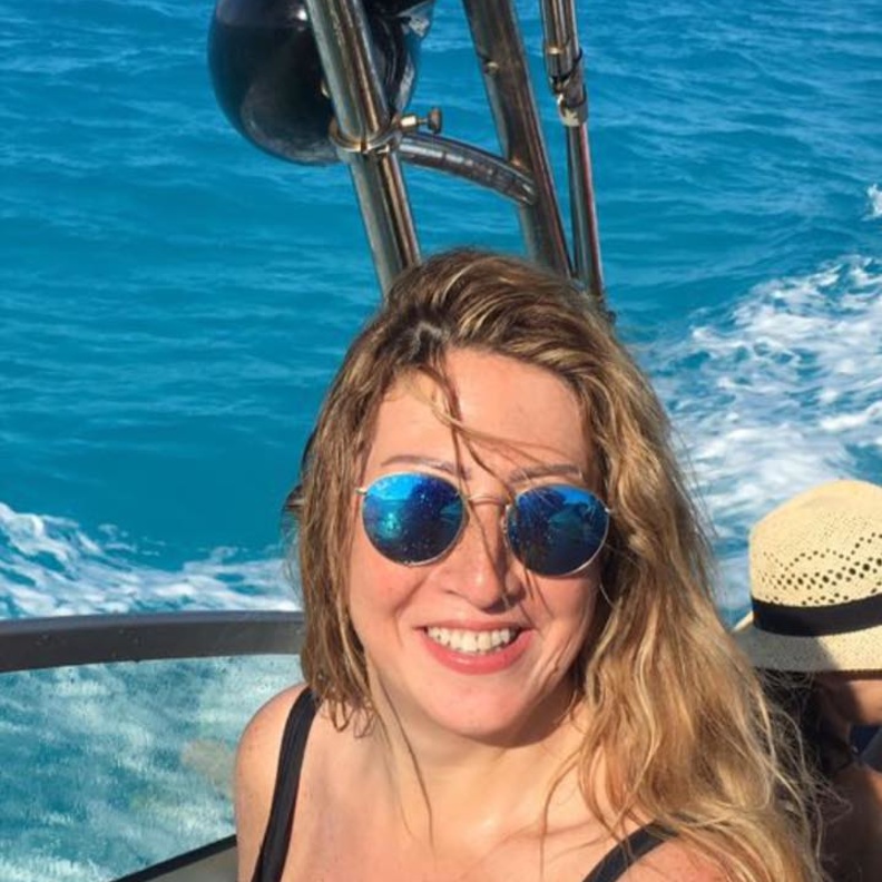 ابنة فريد شوقي المنتجة عبير تحتفل بعقد قرانها