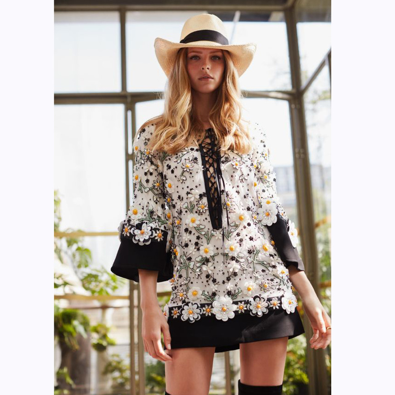 Elie Saab قبعة من 