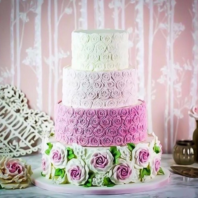 ابحثي عن التصميم الأجمل والأفخم لحفل زفافك