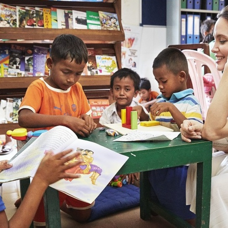 أنجلينا جولي