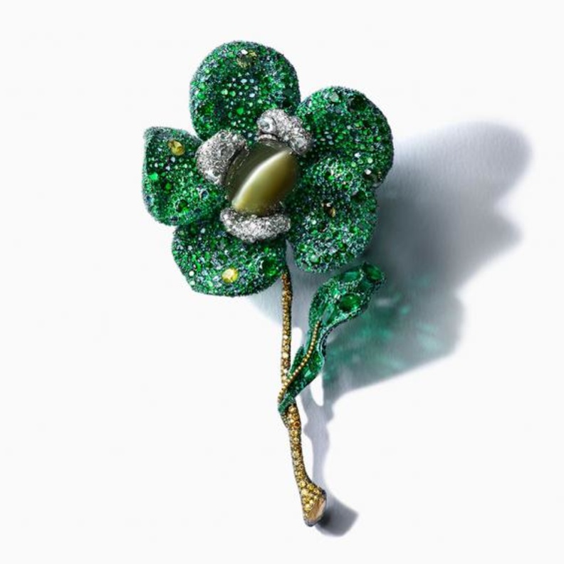 اسوارة من بياجيه Piaget