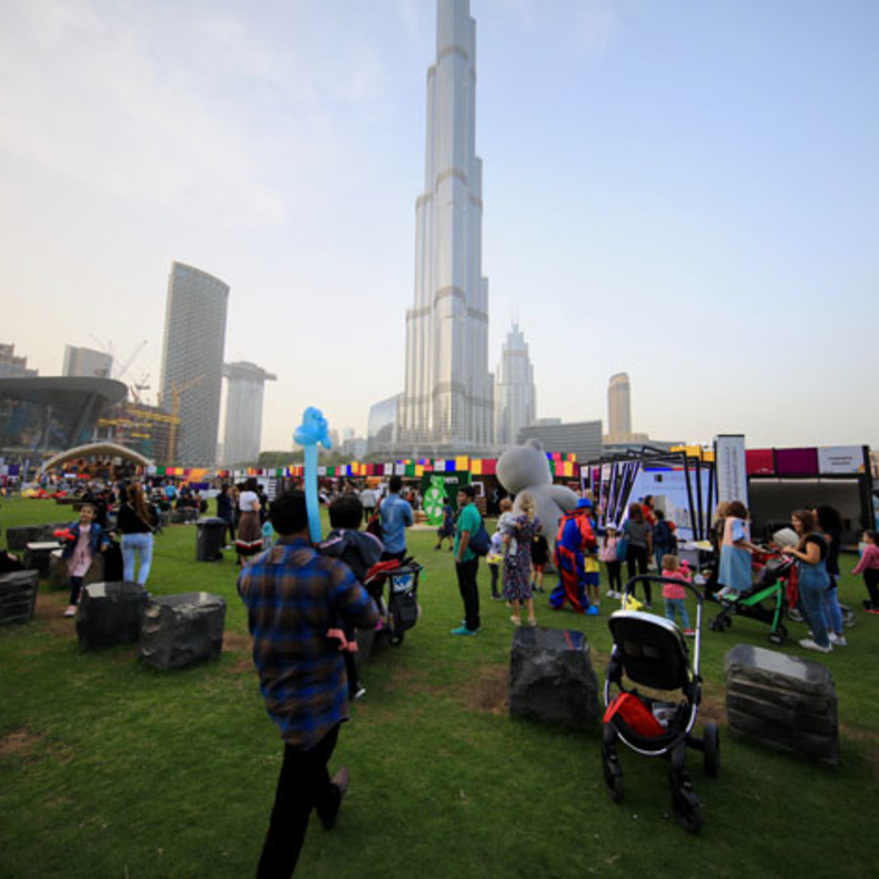 السوق الموسمي في برج بارك