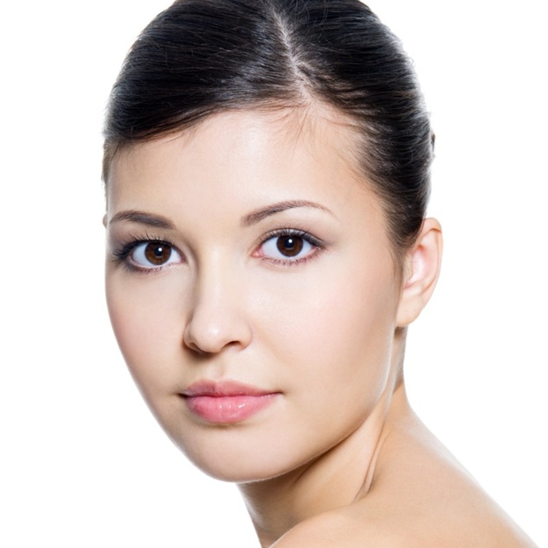 الأوميغا 3 تمنح البشرة الدهنية النضارة والحيوية