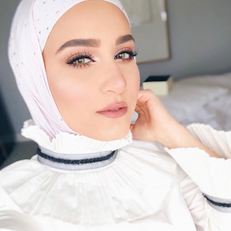 ألوان ظلال العيون الترابية