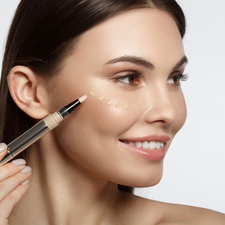  احصلي على رموش أكثف بالكونسيلر