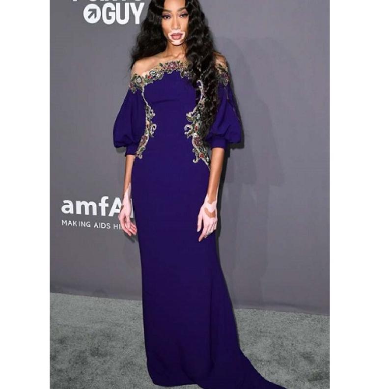 العارضة ويني هارلو في أحدث إطلالاتها في نيويورك