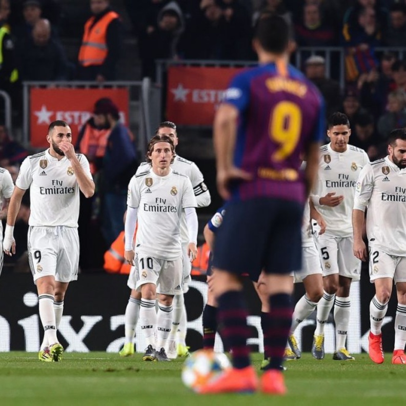تعادل برشلونة وريال مدريد في كلاسيكو الأرض