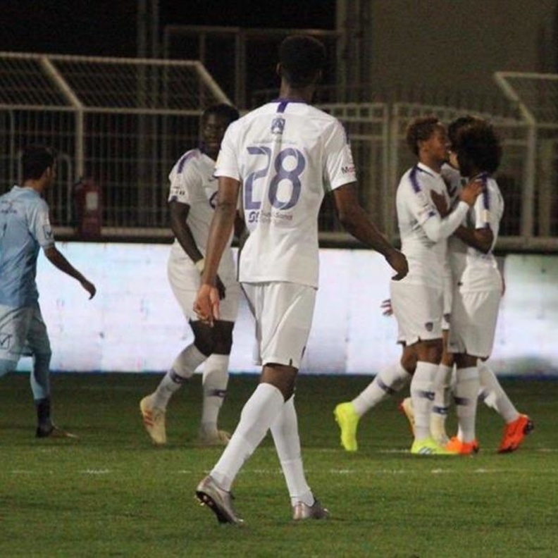 الهلال يتجاوز الباطن بصعوبة في الدوري السعودي