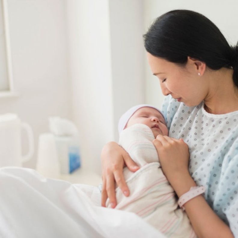 أعراض الولادة في الشهر الثامن من الحمل