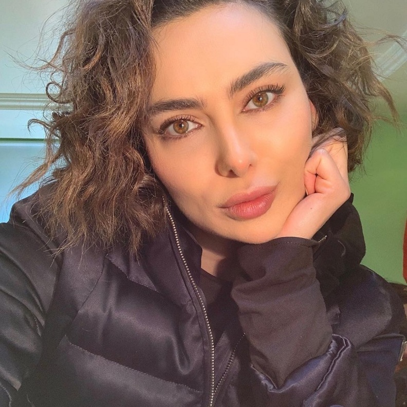 ستيفاني صليبا تستأنف التصوير مع عابد فهد