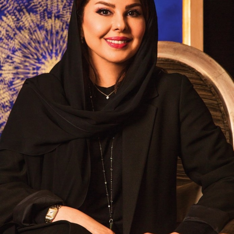 الفنانة السعودية في الخط العربي لولوة الحمود