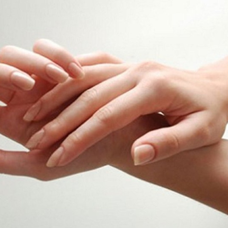 طقطقة العظام و المفاصل من أعراض هشاشة العظام