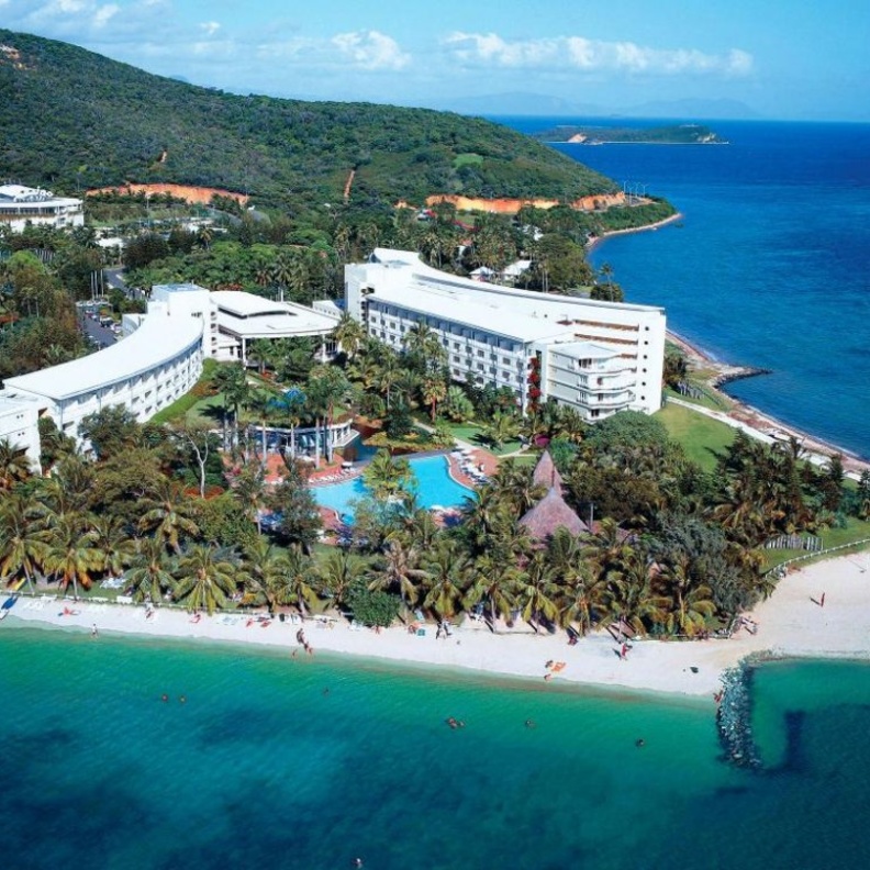 العاصمة نوميا تباين مثير بين فخامة المرافق و جمال الطبيعة