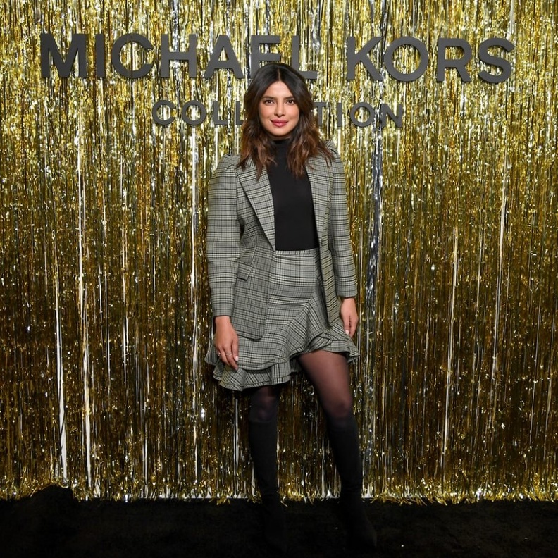  بريانكا تشوبرا في عرض أزياء مايكل كورس