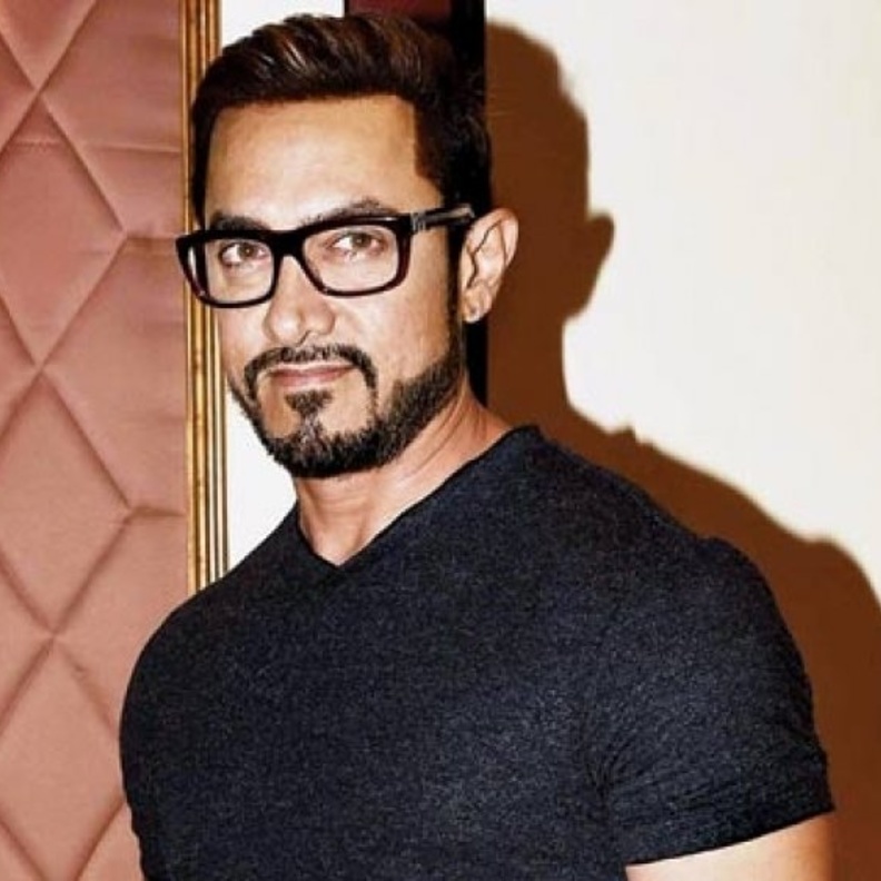 طقس خاص بالنجم عامر خان