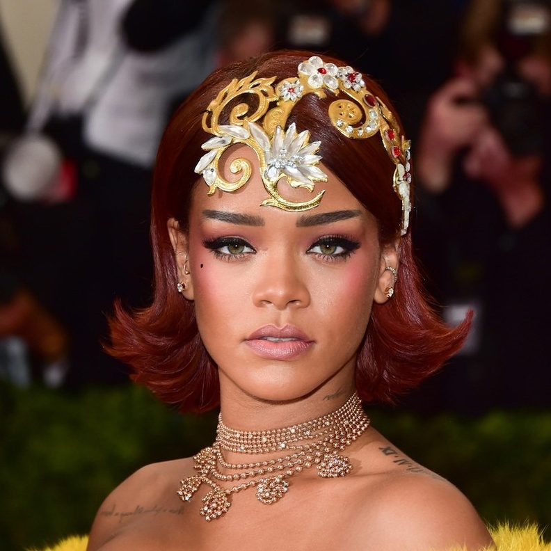  إطلالة ريهانا في 2018 Met Gala