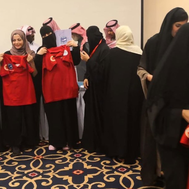  تخريج أول دفعة من الفتيات في مجال الإنقاذ والسلامة المائية