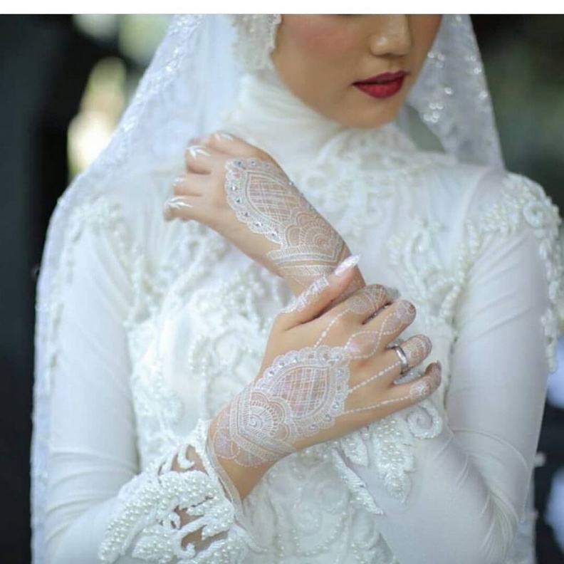 نقش حناء عروس هندي ناعم باللون الفضي 2019