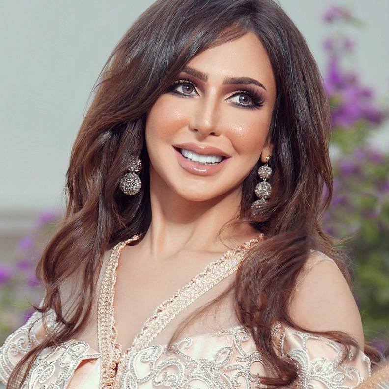 عريب حمدان تصدم الجميع بعمرها