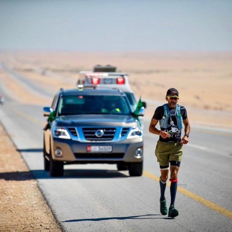 الرحالة الإماراتي خالد جمال السويدي