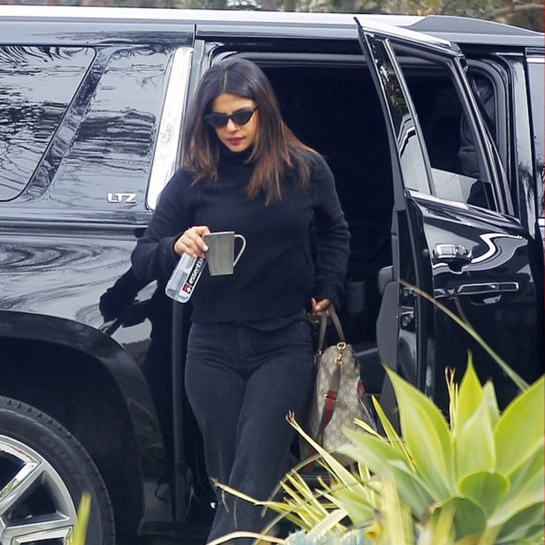 أحدث ظهور لبريانكا تشوبرا بعد غيابها عن حفل ميغان ماركل في نيويورك