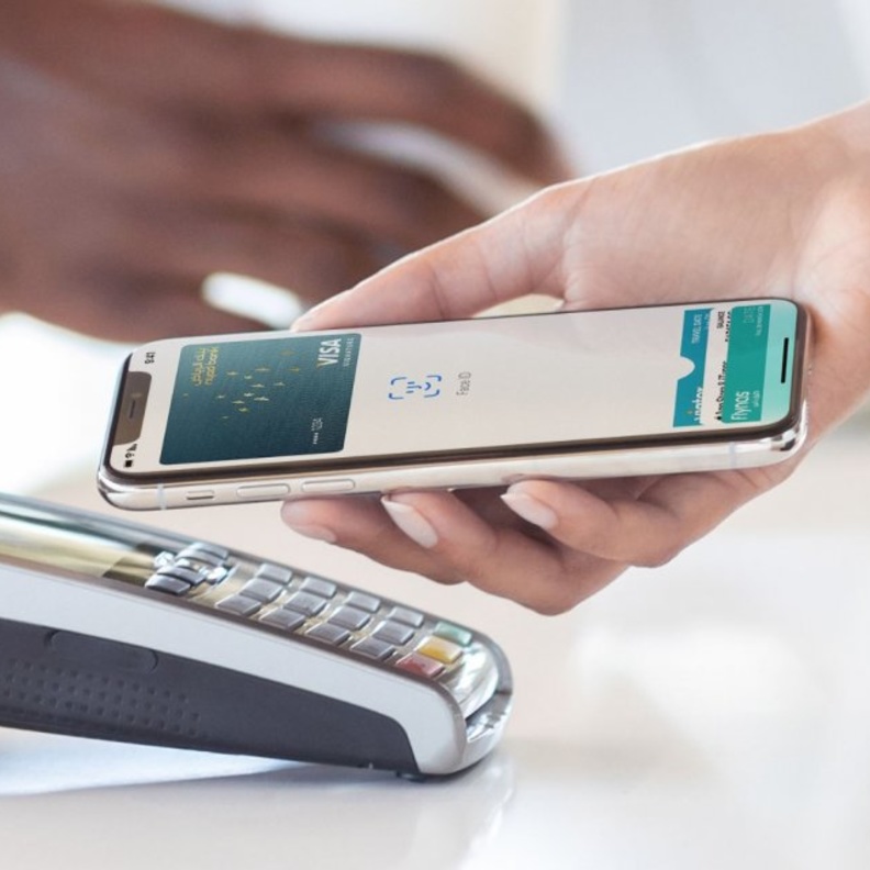 طريقة استخدام بطاقة Apple Pay في السعودية