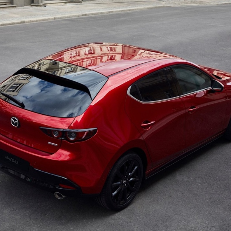 حصلت السيارة على تصميم أنيق ومحرك بتقنية جديدة 